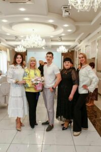 до Дня народження Бізнес спільноти « Найкращі Українки»! 2 516740182 24512954521645417 1621240983807783664 n