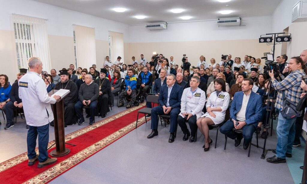 У Міжнародний день волонтера голова Дніпропетровської обласної ради привітав колектив