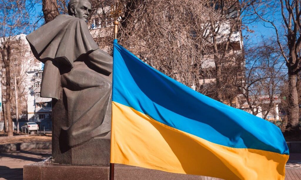 u dnipri vidznachyly 212 tu richnyczyu vid dnya narodzhennya taras shevchenko