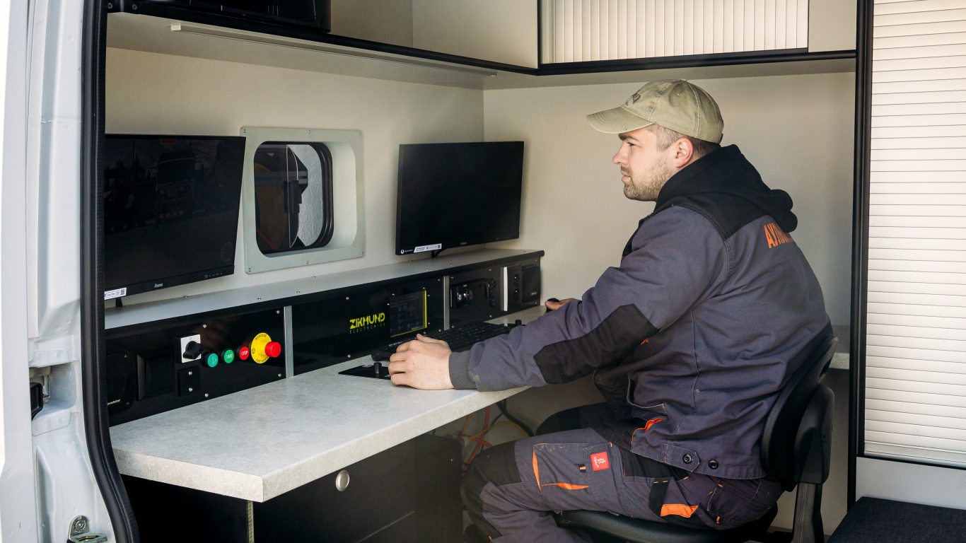 93a39f45-75f9-450a-a1bd-ef165c85544b